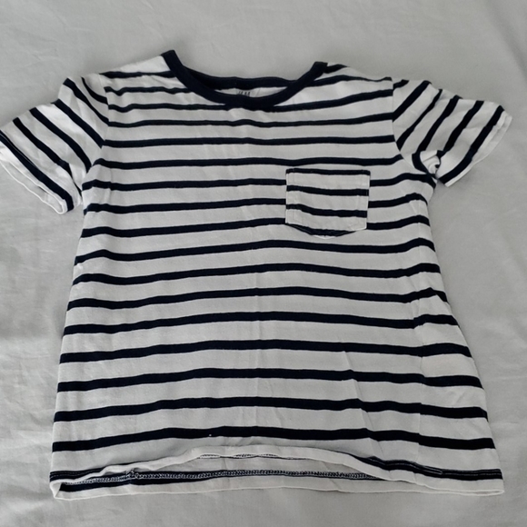 9/$10 little boy shirts - Picture 6 of 10